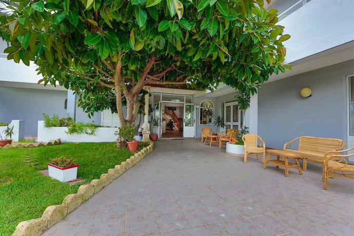 Imagen de los exteriores del Hotel Villa Rita, Forio. Foto 6