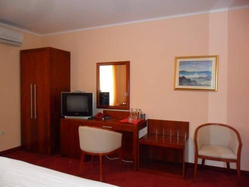 Imagen general del Hotel Villa Riva Makarska. Foto 7