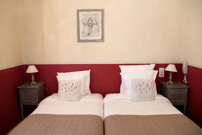 Imagen de la habitación del Hotel Villa Rivoli. Foto 5