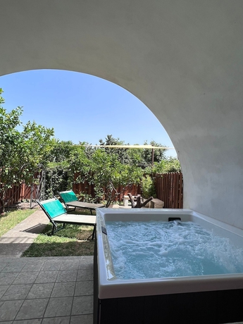 Imagen de la habitación del Hotel Villa Rizzo Resort and Spa. Foto 8