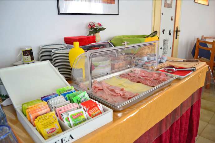 Imagen del bar/restaurante del Hotel Villa Roberta, Lido Di Jesolo. Foto 3