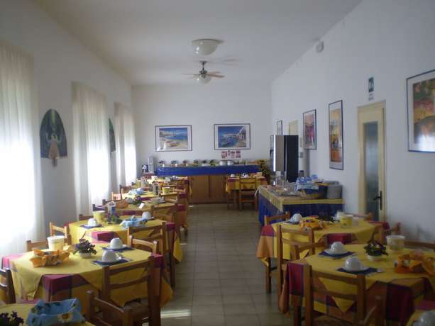 Imagen del bar/restaurante del Hotel Villa Roberta, Lido Di Jesolo. Foto 5