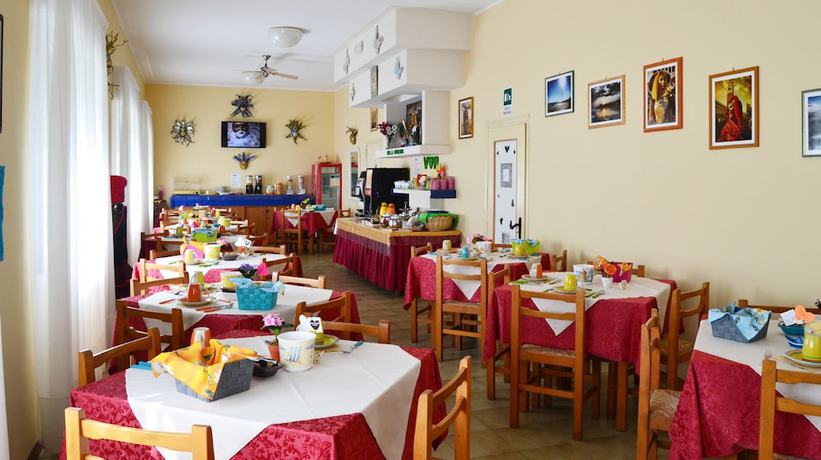 Imagen del bar/restaurante del Hotel Villa Roberta, Lido Di Jesolo. Foto 6