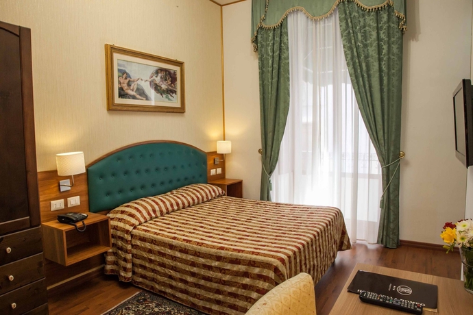 Imagen de la habitación del Hotel Villa Romeo. Foto 14