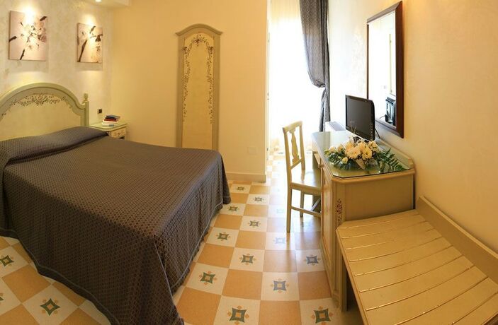 Imagen general del Hotel Villa Rosa Antico. Foto 15