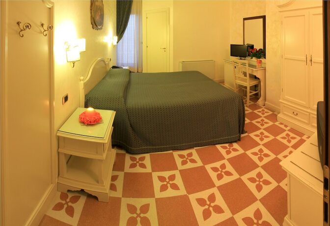 Imagen general del Hotel Villa Rosa Antico. Foto 18