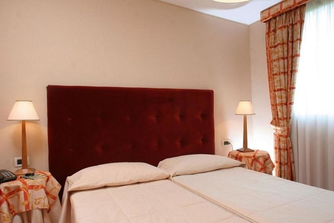 Imagen de la habitación del Hotel Villa Rosa, Gianicolense. Foto 7