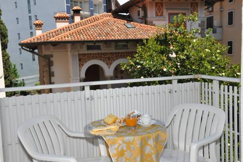 Imagen de la habitación del Hotel Villa Rosa, Grado. Foto 2