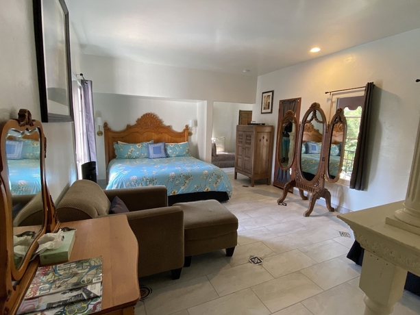 Imagen de la habitación del Hotel Villa Rosa Inn. Foto 6