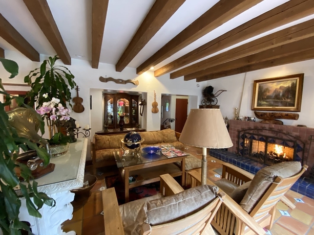 Imagen de los interiores del Hotel Villa Rosa Inn. Foto 15