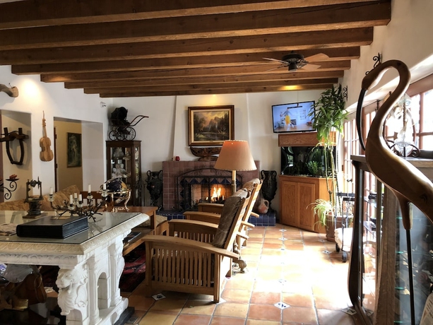 Imagen de los interiores del Hotel Villa Rosa Inn. Foto 17