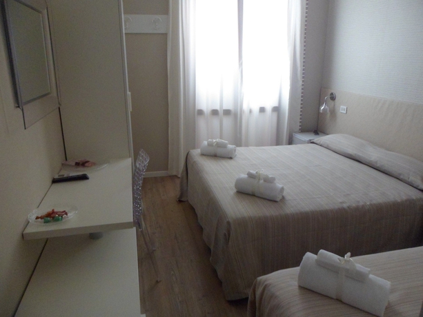 Imagen de la habitación del Hotel Villa Rosa, Porto Azzurro. Foto 6