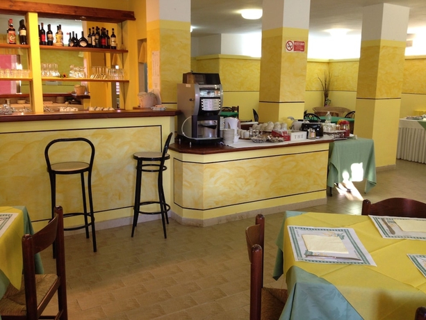 Imagen del bar/restaurante del Hotel Villa Rosa, Porto Azzurro. Foto 5