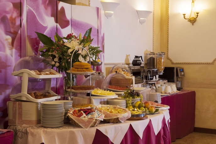 Imagen del bar/restaurante del Hotel Villa Rosa, Roma. Foto 3