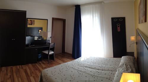 Imagen de la habitación del Hotel Villa Rosa, Torbole Sul Garda. Foto 14