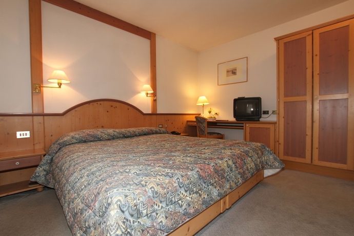 Imagen de la habitación del Hotel Villa Rosa, Val di Fassa. Foto 13