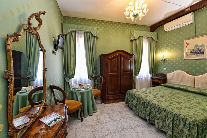 Imagen de la habitación del Hotel Villa Rosa, Venecia. Foto 3