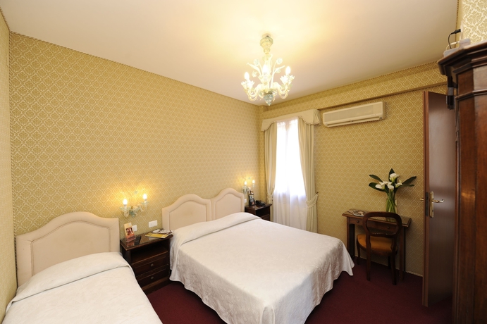 Imagen de la habitación del Hotel Villa Rosa, Venecia. Foto 5
