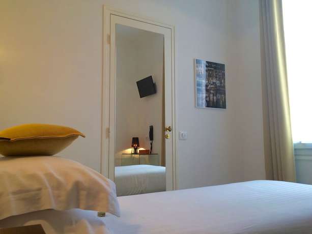 Imagen de la habitación del Hotel Villa Rose, Niza. Foto 5