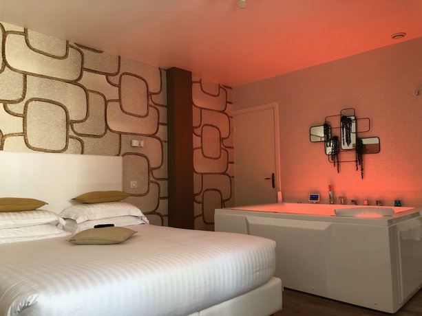 Imagen de la habitación del Hotel Villa Rose, Niza. Foto 12