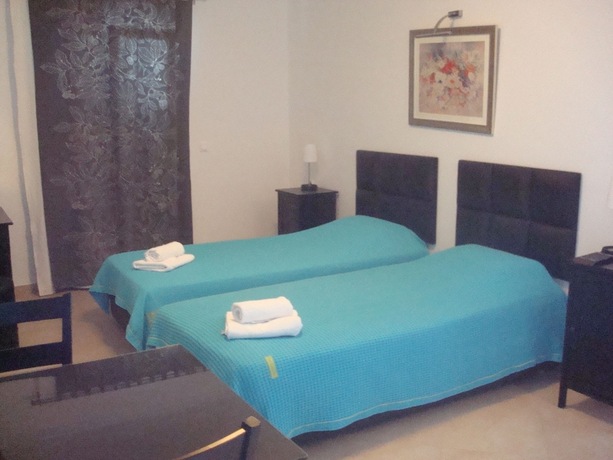 Imagen general del Hotel Villa Rose, Ormos Athinios. Foto 13