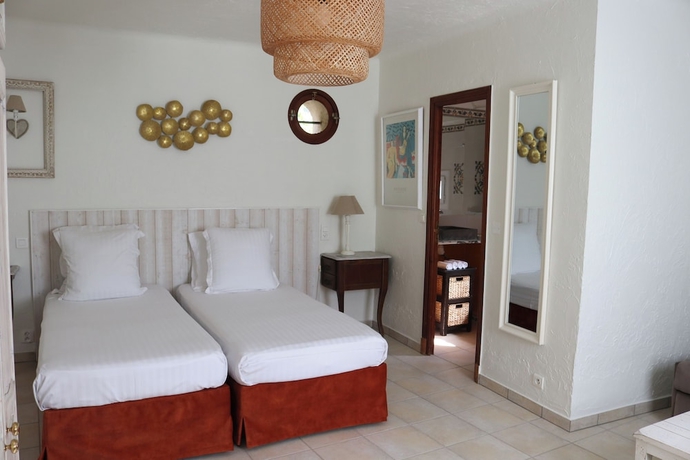 Imagen de la habitación del Hotel Villa Roseraie. Foto 6