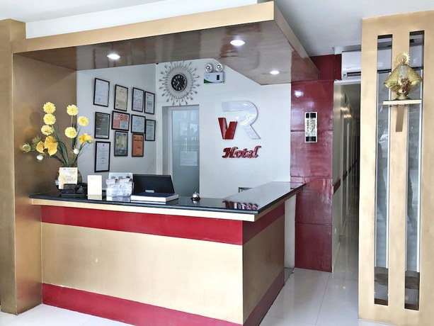 Imagen de los interiores del Hotel Villa Rosita, Naga. Foto 20