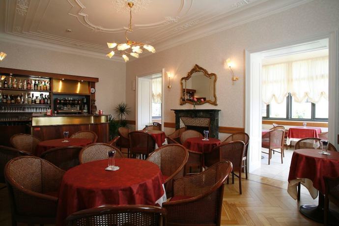 Imagen del bar/restaurante del Hotel Villa Rosy, Premeno. Foto 4