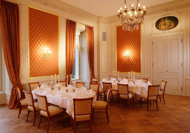 Imagen del bar/restaurante del Hotel Villa Rothschild, An Autograph Collection. Foto 4