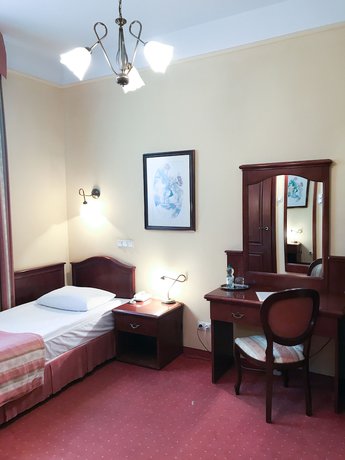 Imagen de la habitación del Hotel Villa Royal, Ostr&oacute;w Wielkopolski. Foto 11