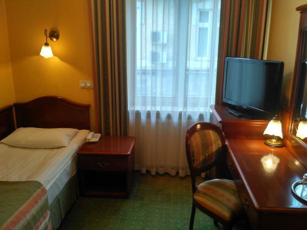 Imagen de la habitación del Hotel Villa Royal, Ostr&oacute;w Wielkopolski. Foto 18