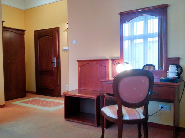 Imagen de los interiores del Hotel Villa Royal, Ostr&oacute;w Wielkopolski. Foto 20