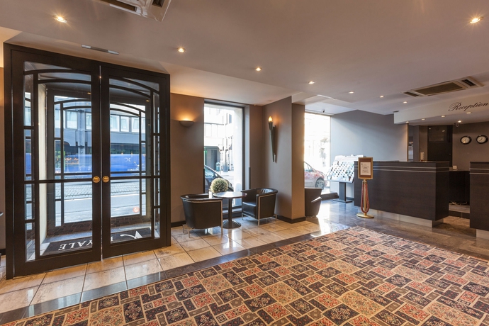 Imagen de los interiores del Hotel Villa Royale, Sint-Joost-ten-Node. Foto 15