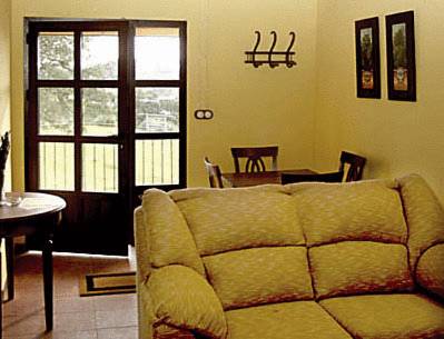 Imagen de la habitación del Hotel Villa Rural Sierra Hueznar. Foto 5
