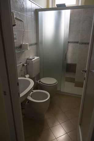 Imagen de la habitación del Hotel Villa Ruscello. Foto 8