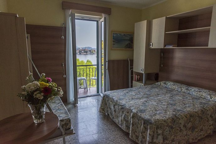 Imagen de la habitación del Hotel Villa Ruscello. Foto 17