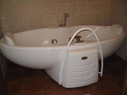 Imagen de los interiores del Hotel Villa Russell. Foto 12