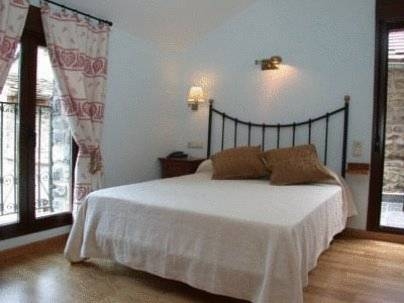 Imagen de la habitación del Hotel Villa Russell. Foto 3