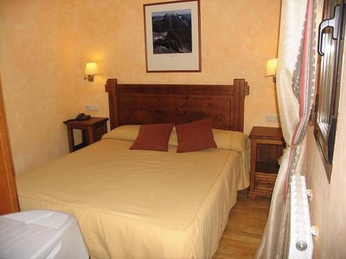 Imagen de la habitación del Hotel Villa Russell. Foto 11