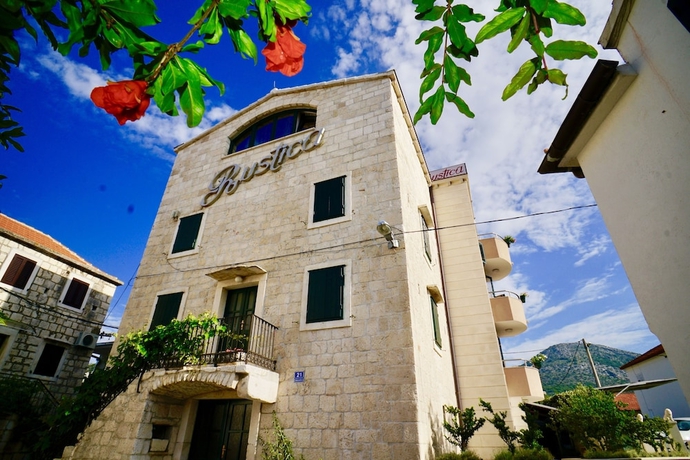 Imagen general del Hotel Villa Rustica Dalmatia Apartments. Foto 1