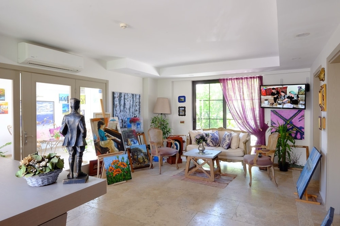 Imagen de los interiores del Hotel Villa Rustica. Foto 18