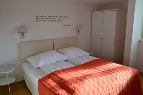 Imagen de la habitación del Hotel Villa R&uuml;ckert. Foto 7