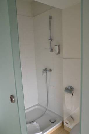 Imagen de la habitación del Hotel Villa R&uuml;ckert. Foto 13