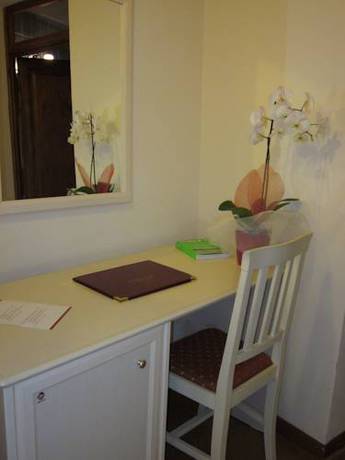 Imagen de la habitación del Hotel Villa S Michele. Foto 5