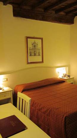 Imagen de la habitación del Hotel Villa S Michele. Foto 13