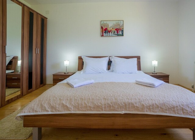 Imagen de la habitación del Hotel Villa SOA. Foto 13