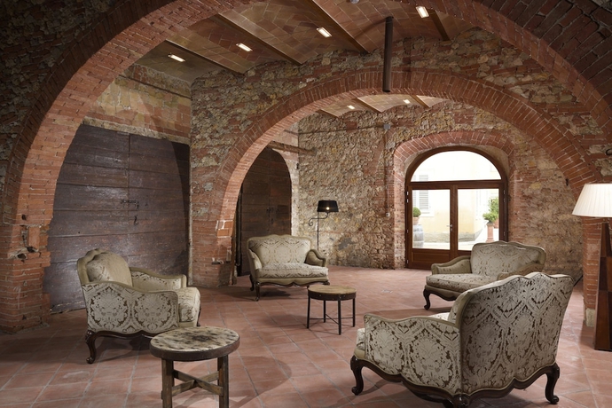 Imagen del bar/restaurante del Hotel Villa Sabolini. Foto 4