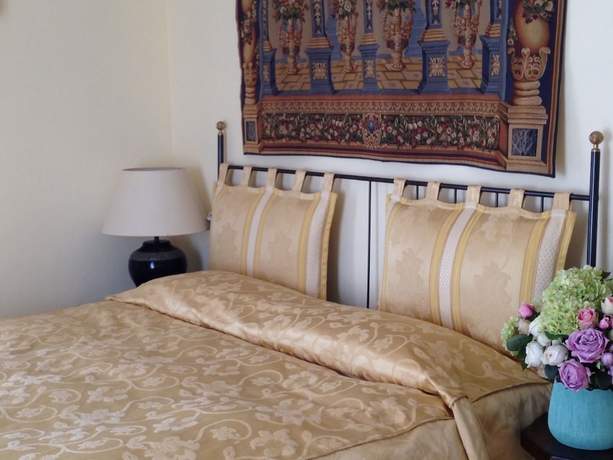 Imagen de la habitación del Hotel Villa Sabolini. Foto 16