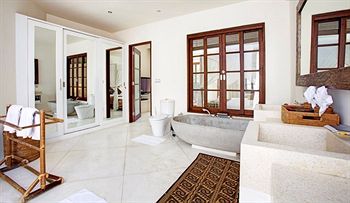 Imagen de la habitación del Hotel Villa Sahaja. Foto 9