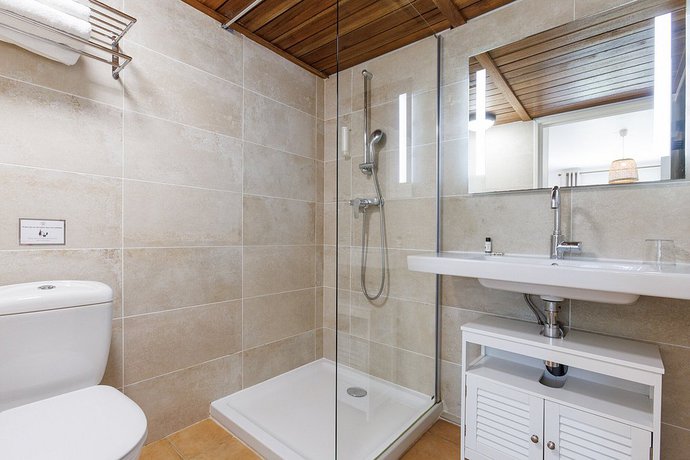 Imagen de la habitación del Hotel Villa Sainte Anne. Foto 8